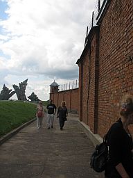
The Ninth fort-outside-Kaunas-Lithuania-The wall-museum-horror-war-occupation-Chiune Sugihara   
המצודה התשיעית בקובנה ליטא


 